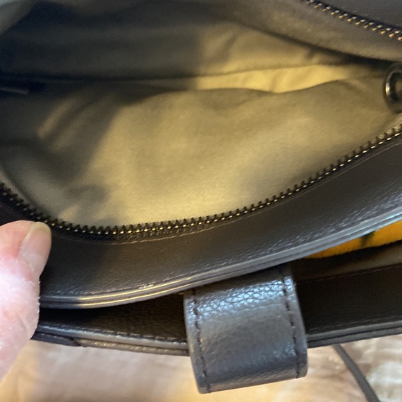 Rebecca Minkoff quilted crossbody - Picture 6 of 9